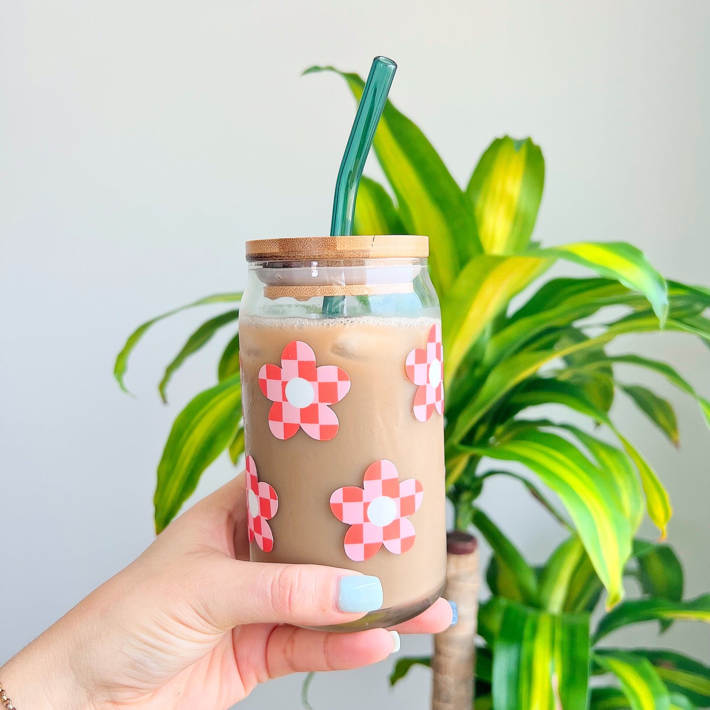 Retro Flowers | Glass Cup
